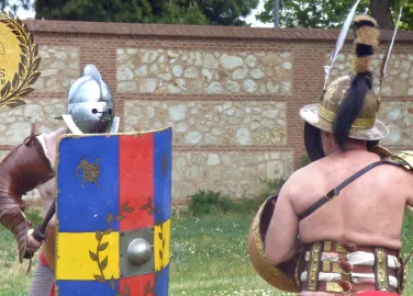 gladiadores entrenando